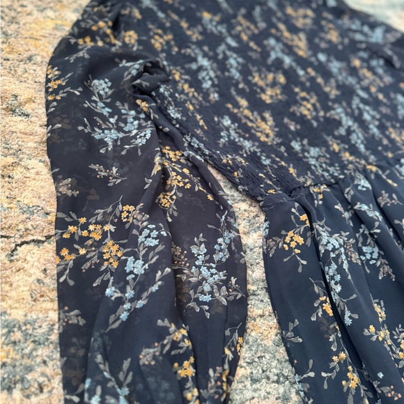 HENLY Stevie Floral Dress in Navy size L - Picture 4 of 5